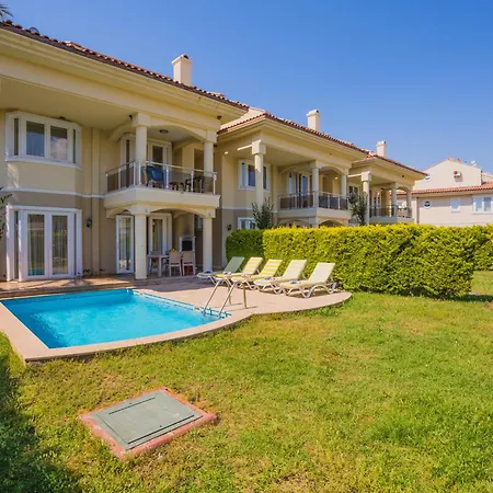 Sunset Club Aqualettings Pearl 7 Villa