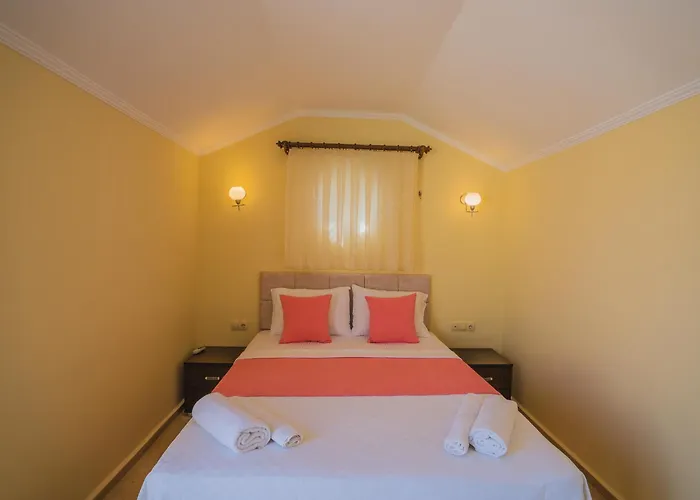 Sunset Club Aqualettings Pearl 7 Villa Fethiye